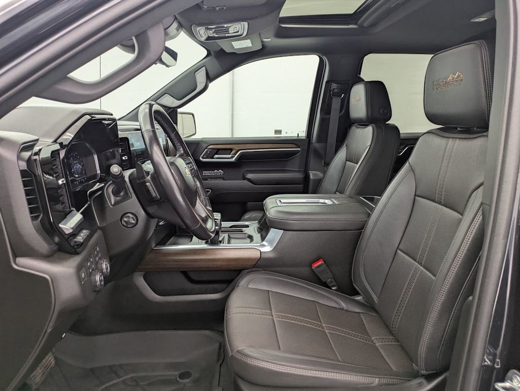 Thumbnail: 2022 Chevrolet Silverado 1500 - 11