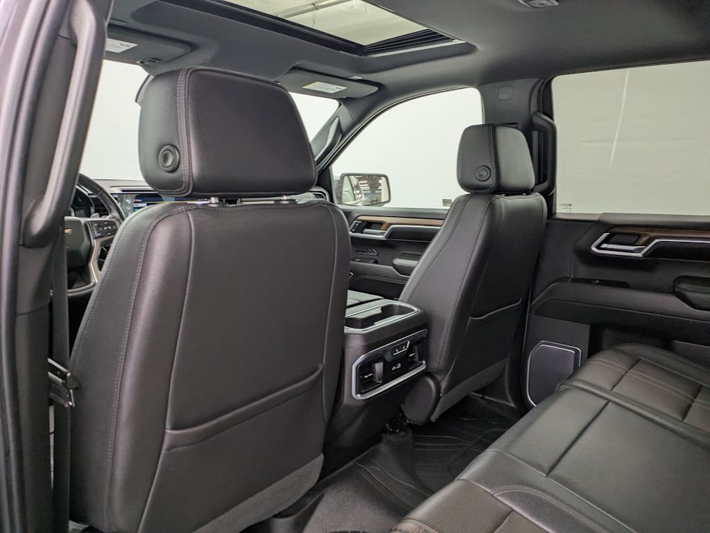 Thumbnail: 2022 Chevrolet Silverado 1500 - 13