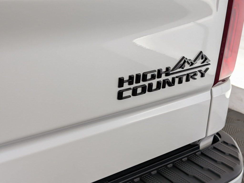 Thumbnail: 2023 Chevrolet Silverado 1500 - 28