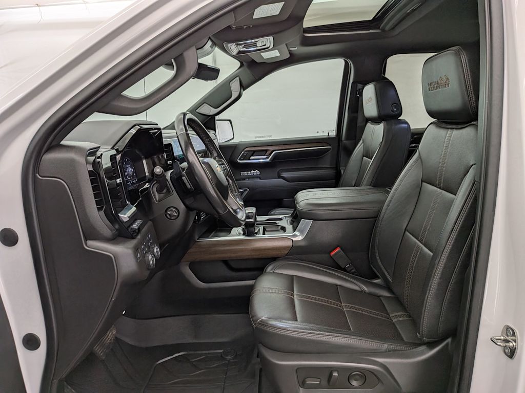 Thumbnail: 2023 Chevrolet Silverado 1500 - 11