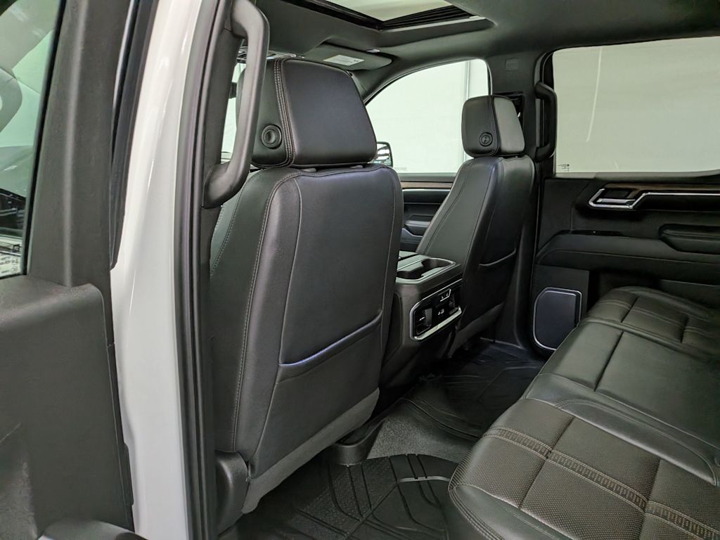 Thumbnail: 2023 Chevrolet Silverado 1500 - 13