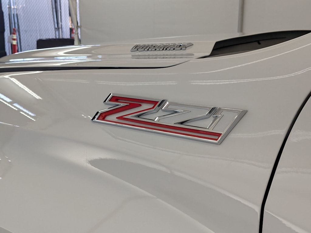 Thumbnail: 2025 Chevrolet Silverado 1500 - 7