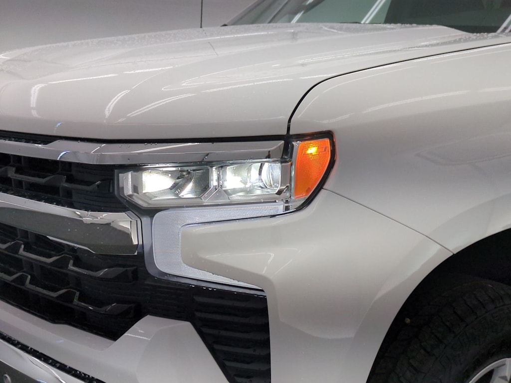 Thumbnail: 2026 Chevrolet Silverado 1500 - 23