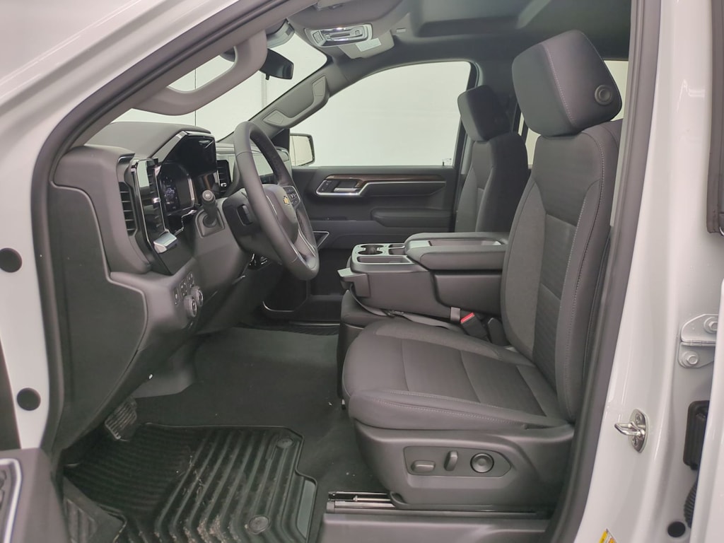 Thumbnail: 2026 Chevrolet Silverado 1500 - 11