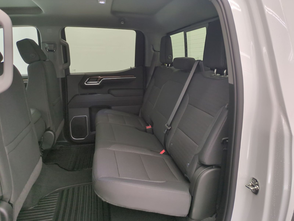 Thumbnail: 2026 Chevrolet Silverado 1500 - 25