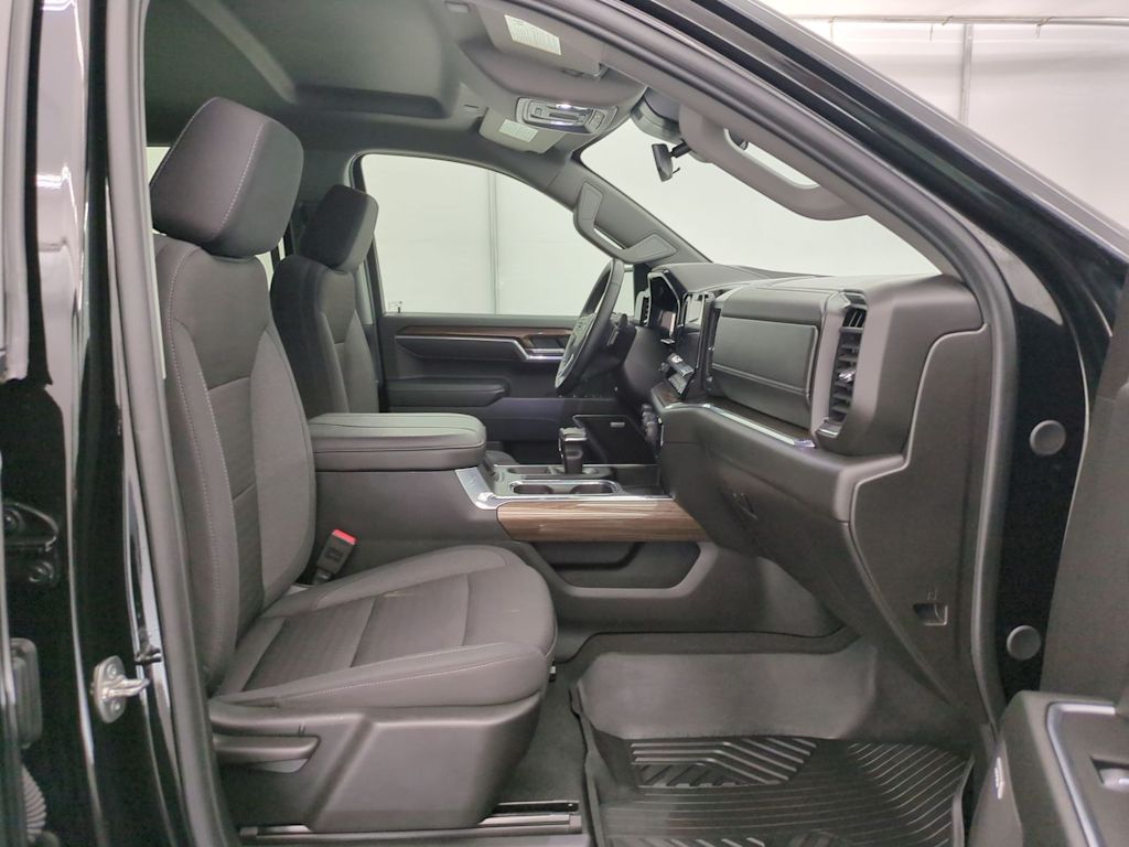 Thumbnail: 2025 Chevrolet Silverado 1500 - 12