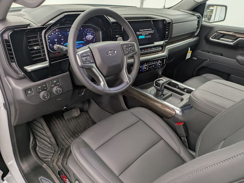Thumbnail: 2026 Chevrolet Silverado 1500 - 2