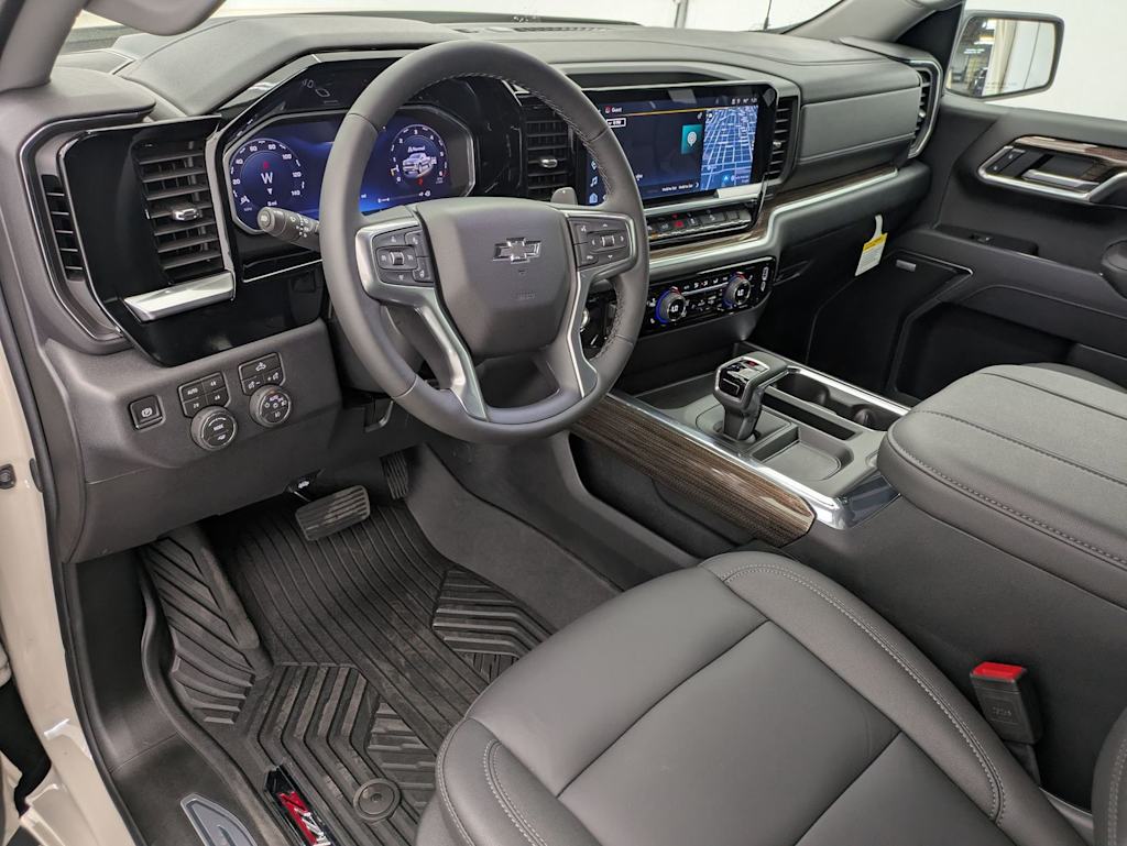 Thumbnail: 2026 Chevrolet Silverado 1500 - 2