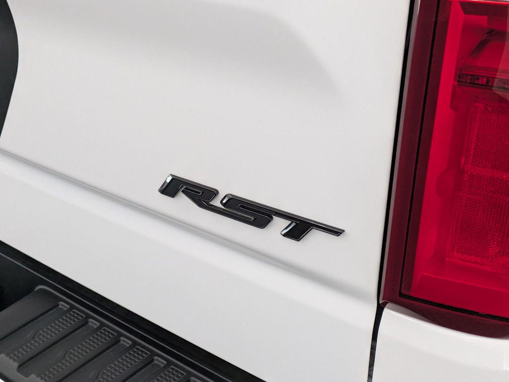 Thumbnail: 2025 Chevrolet Silverado 1500 - 26