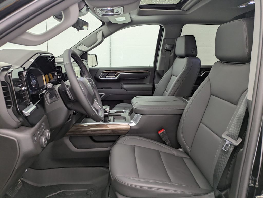 Thumbnail: 2026 Chevrolet Silverado 1500 - 11