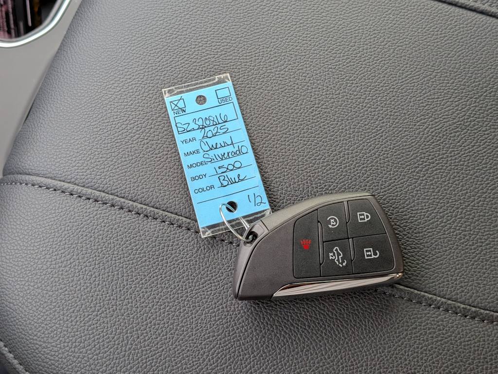 Thumbnail: 2025 Chevrolet Silverado 1500 - 19