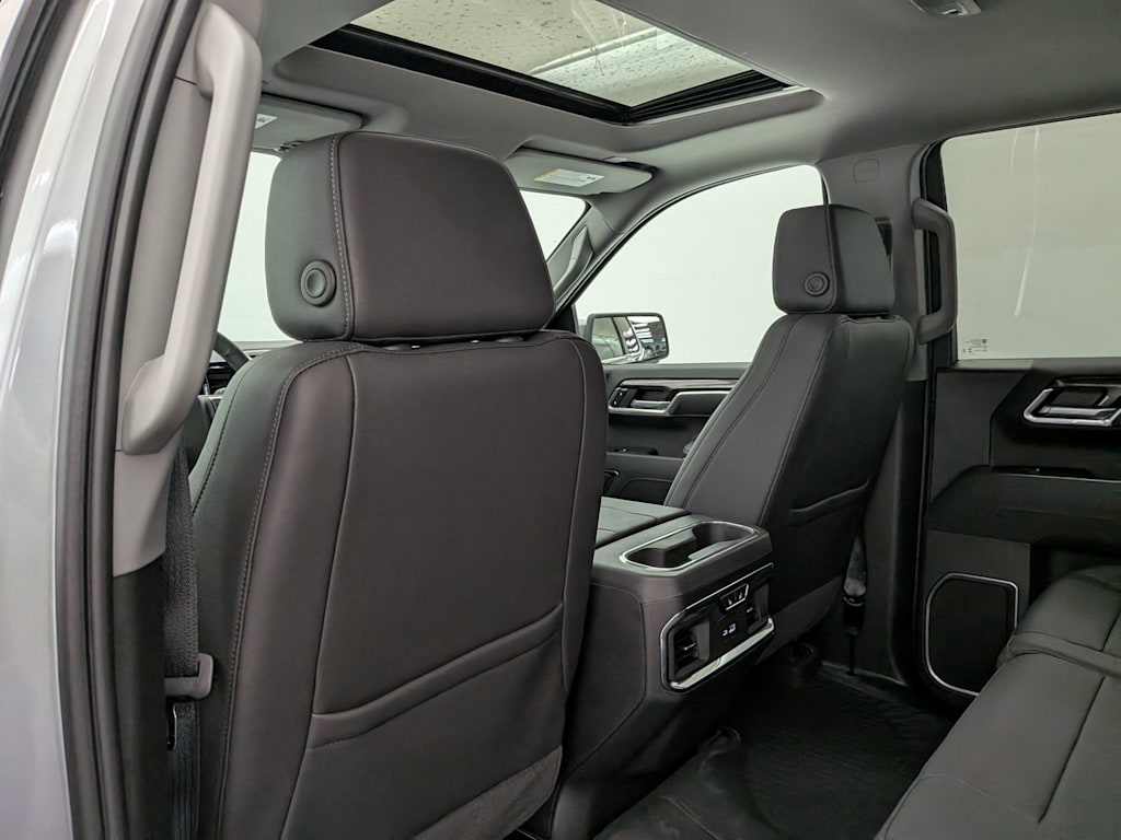 Thumbnail: 2026 Chevrolet Silverado 1500 - 13