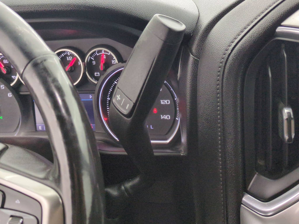 Thumbnail: 2020 Chevrolet Silverado 1500 - 33