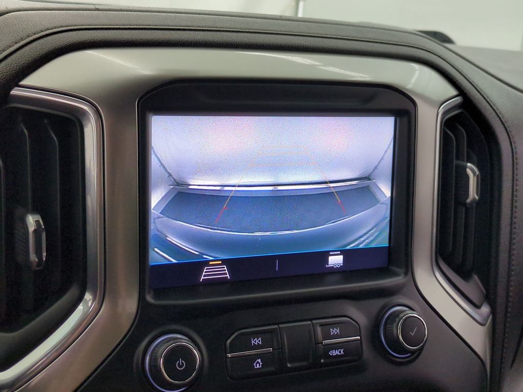 Thumbnail: 2020 Chevrolet Silverado 1500 - 30