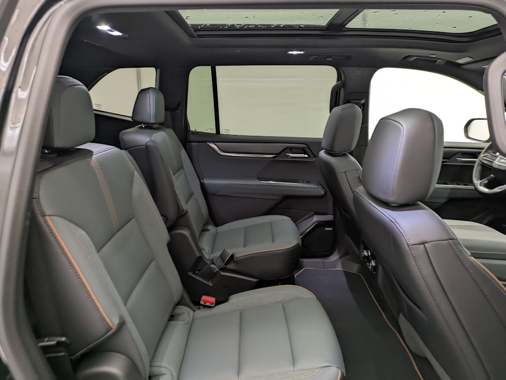 Thumbnail: 2025 GMC Acadia - 27