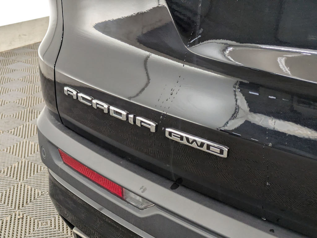 Thumbnail: 2025 GMC Acadia - 23