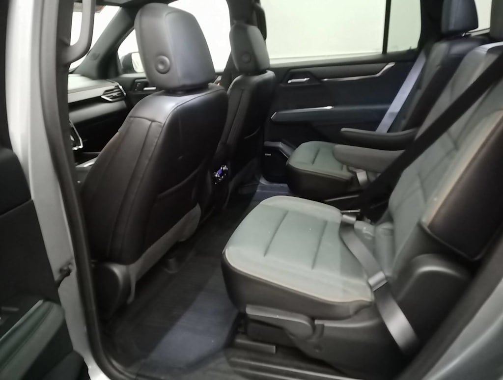 Thumbnail: 2025 GMC Acadia - 8