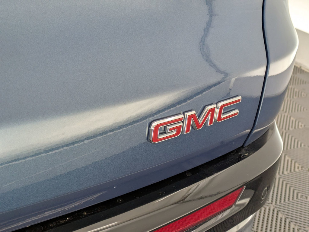Thumbnail: 2025 GMC Acadia - 24