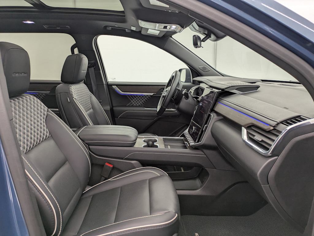 Thumbnail: 2025 GMC Acadia - 12