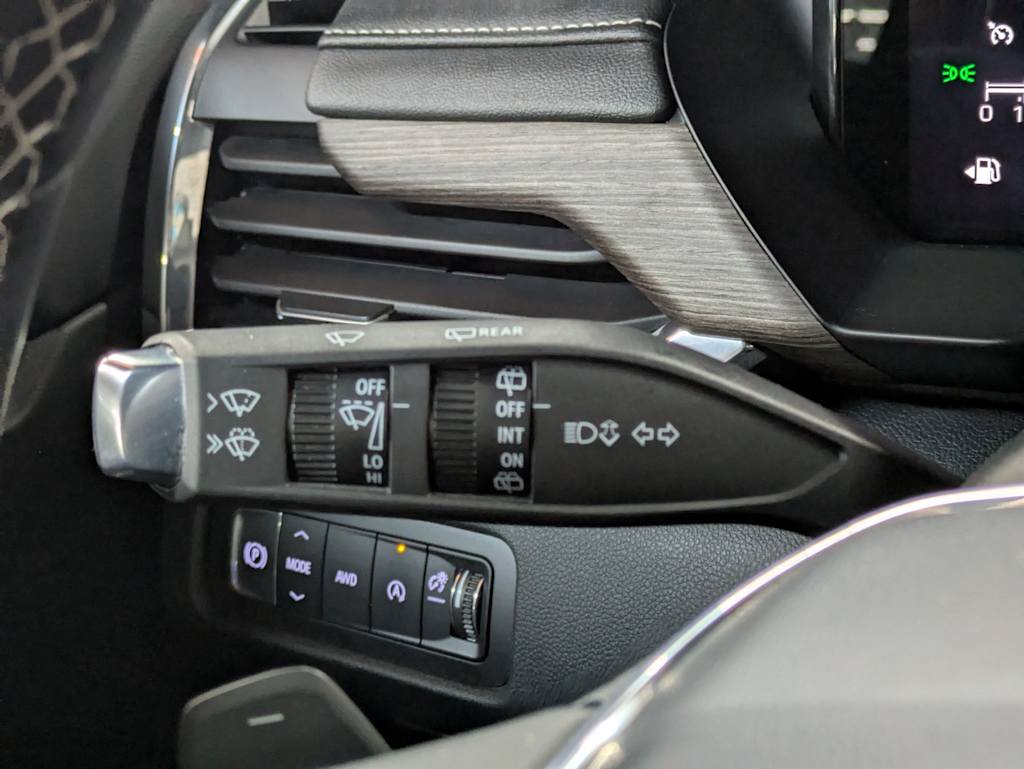 Thumbnail: 2025 GMC Acadia - 31