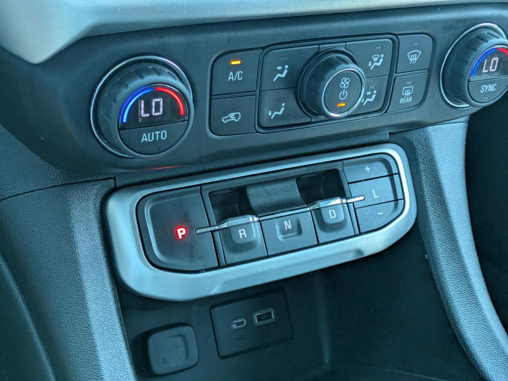 Thumbnail: 2021 GMC Acadia - 34