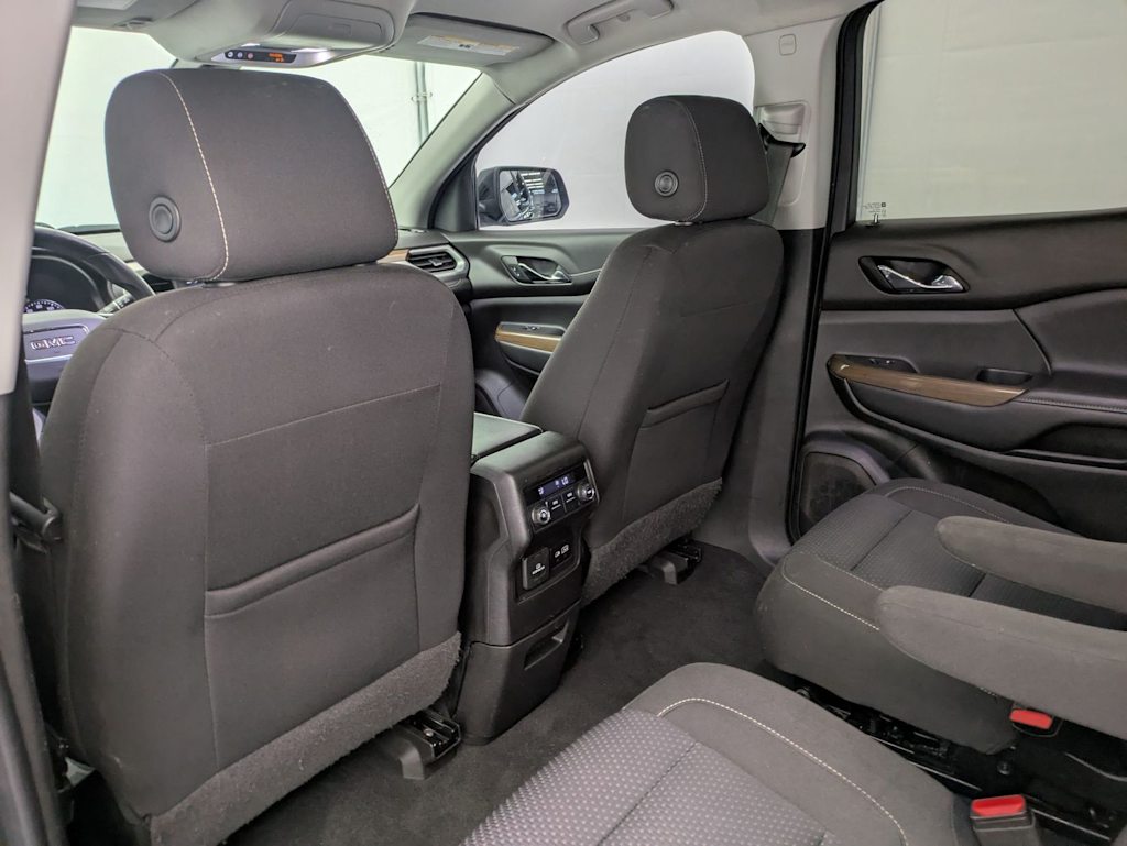 Thumbnail: 2021 GMC Acadia - 13