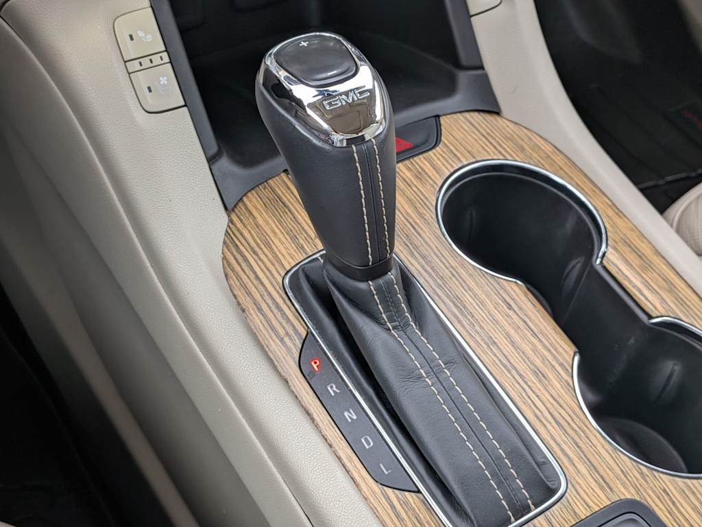 Thumbnail: 2017 GMC Acadia - 37