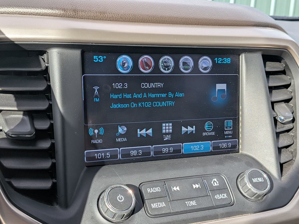 Thumbnail: 2017 GMC Acadia - 36