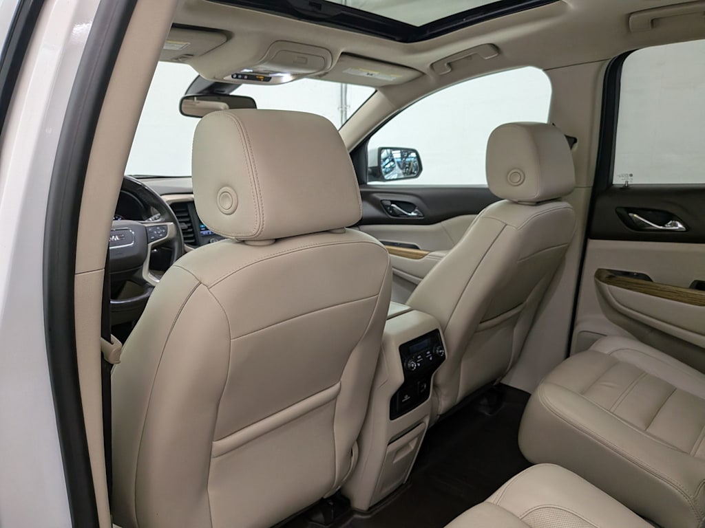 Thumbnail: 2017 GMC Acadia - 13