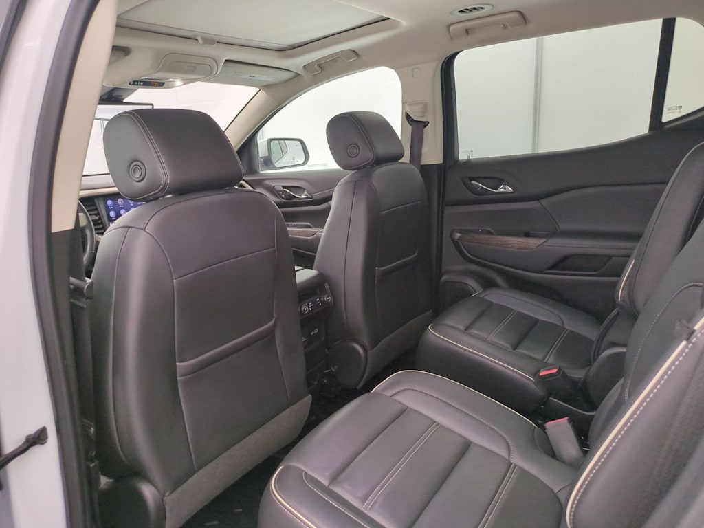 Thumbnail: 2022 GMC Acadia - 13