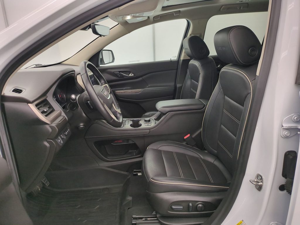 Thumbnail: 2022 GMC Acadia - 11