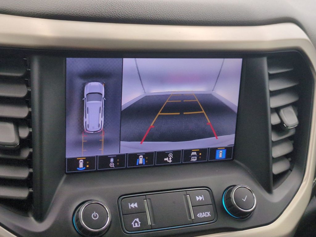 Thumbnail: 2022 GMC Acadia - 32