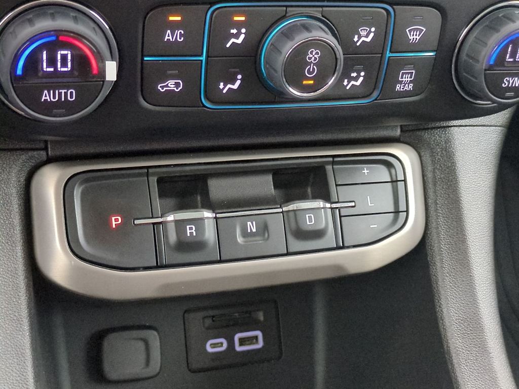Thumbnail: 2022 GMC Acadia - 35