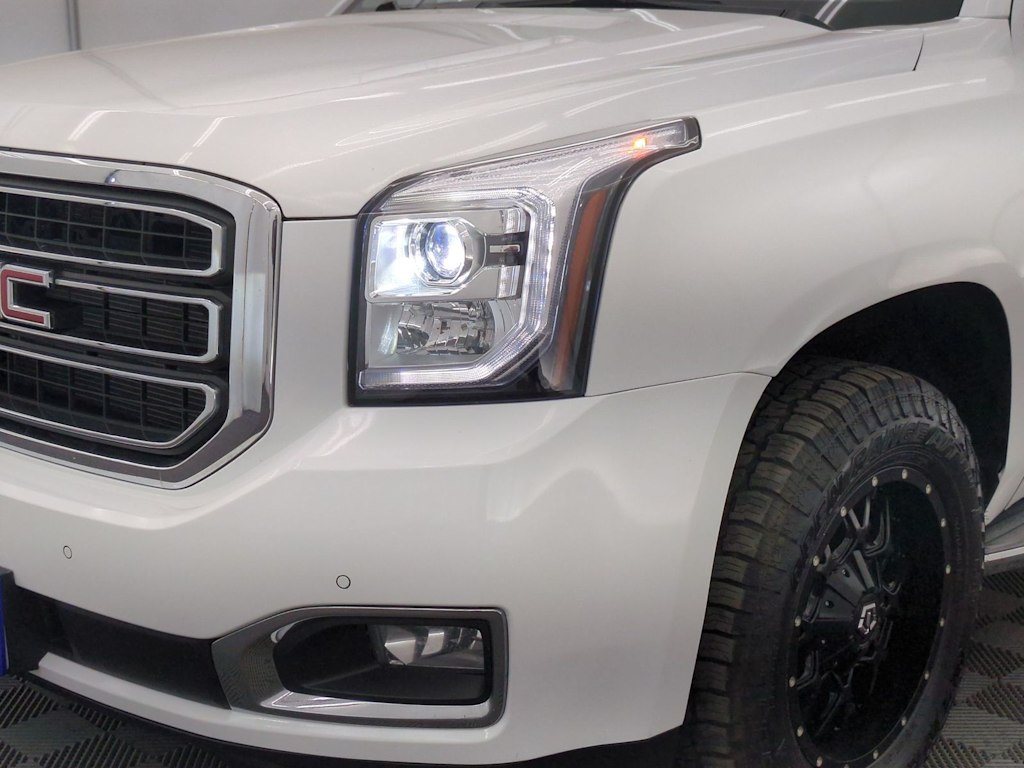 Thumbnail: 2015 GMC Yukon - 23