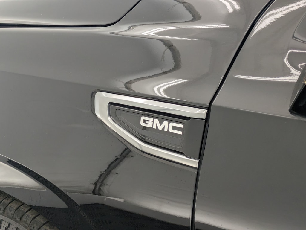 Thumbnail: 2021 GMC Yukon - 24