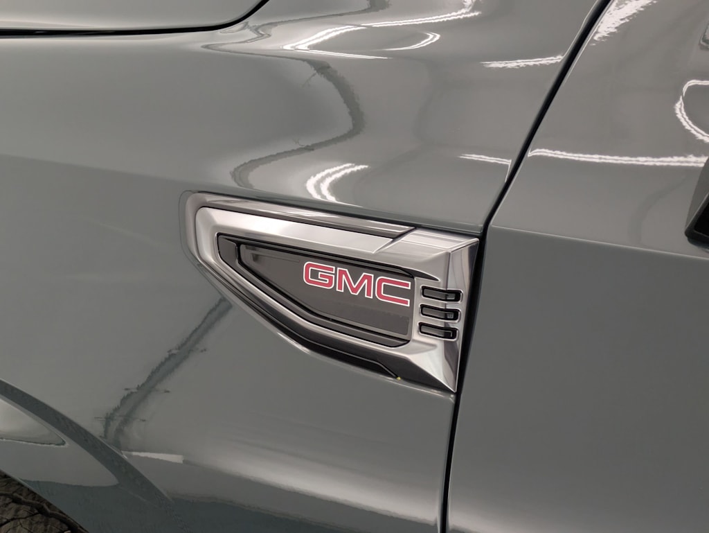 Thumbnail: 2025 GMC Yukon - 23