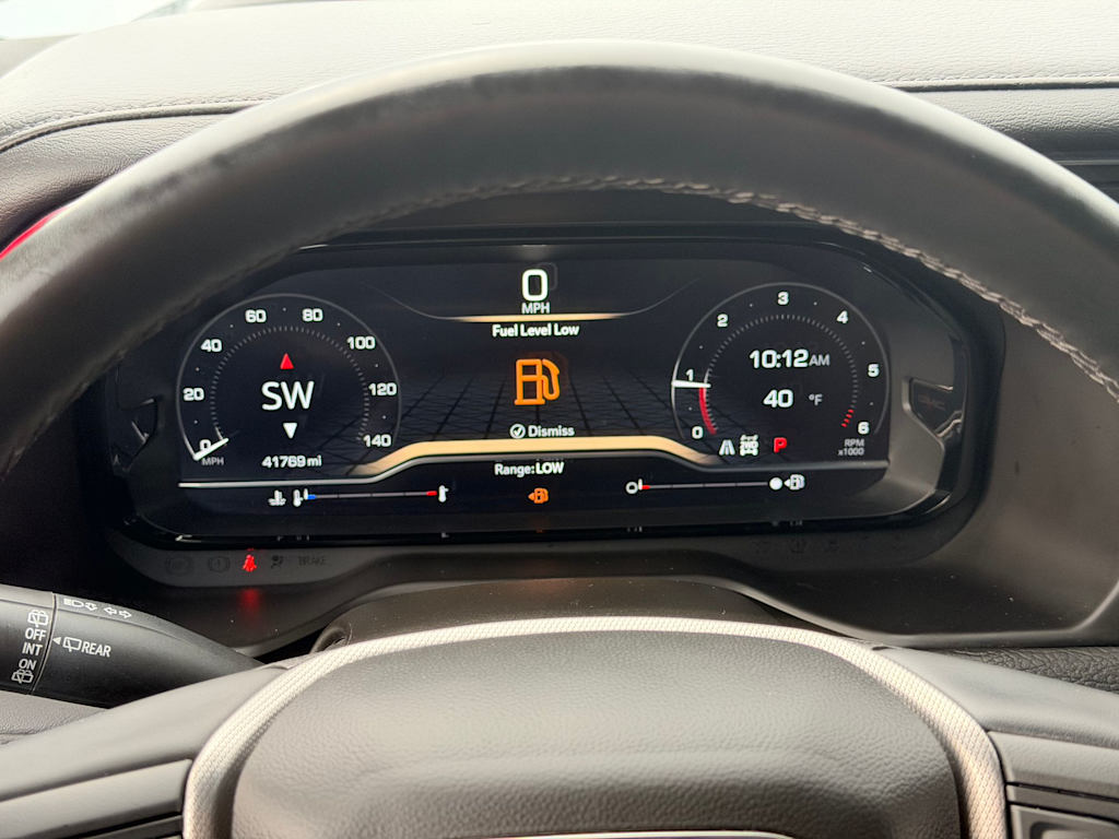 Thumbnail: 2023 GMC Yukon - 17