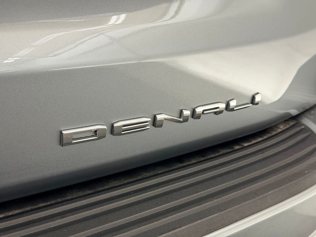 Thumbnail: 2023 GMC Yukon - 28