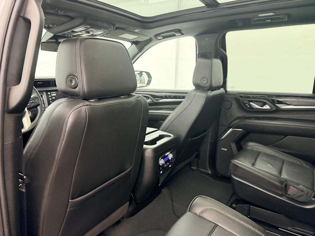 Thumbnail: 2023 GMC Yukon - 13