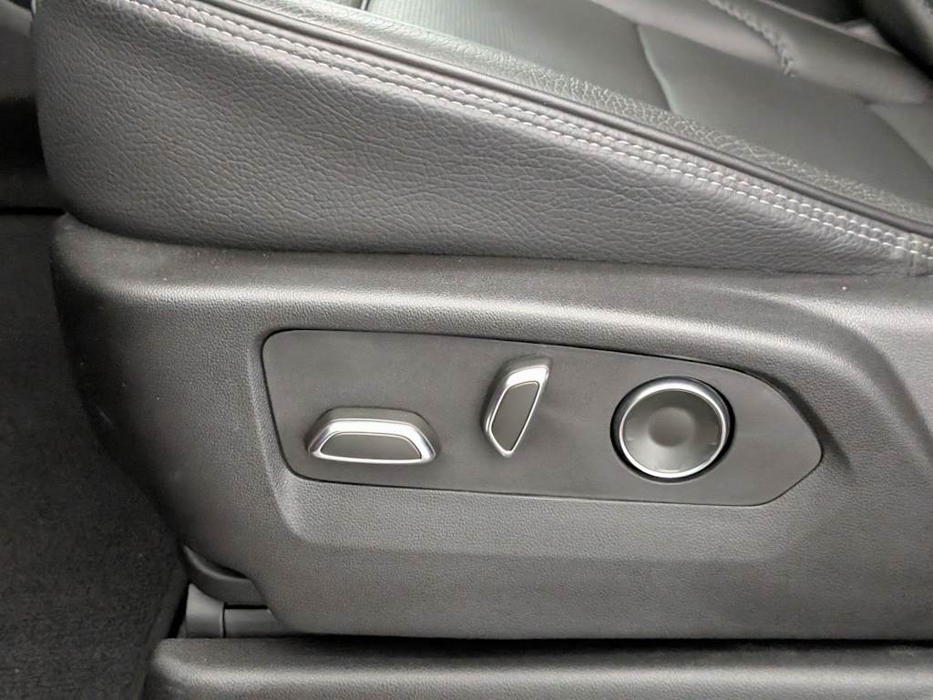 Thumbnail: 2024 GMC Yukon - 29