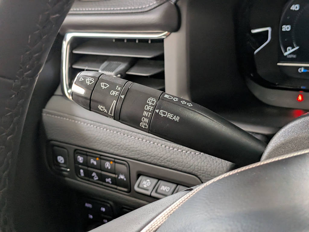 Thumbnail: 2024 GMC Yukon - 16