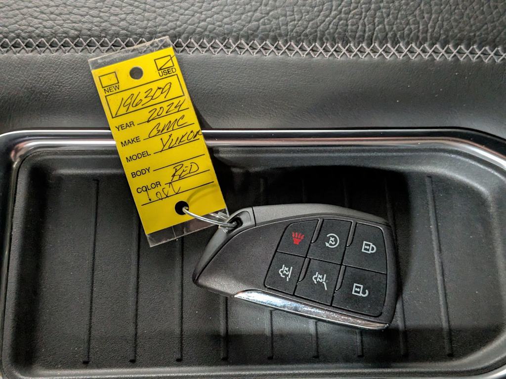 Thumbnail: 2024 GMC Yukon - 19