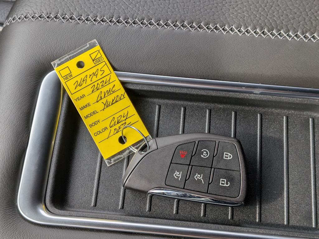 Thumbnail: 2024 GMC Yukon - 18