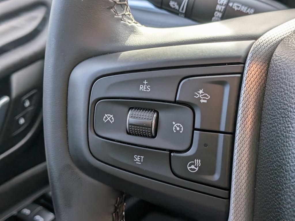 Thumbnail: 2024 GMC Yukon - 32