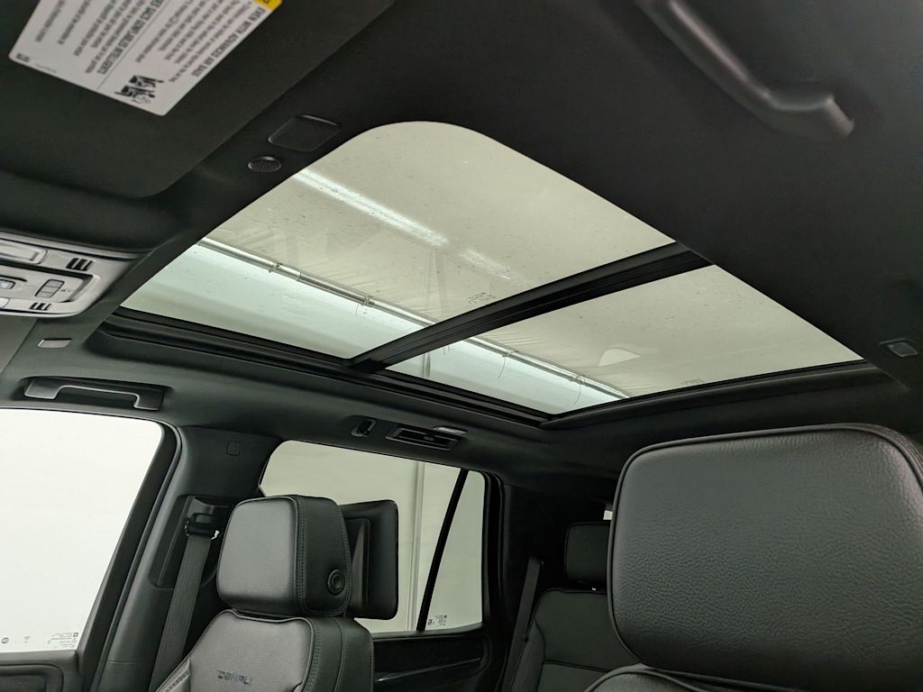 Thumbnail: 2024 GMC Yukon - 29