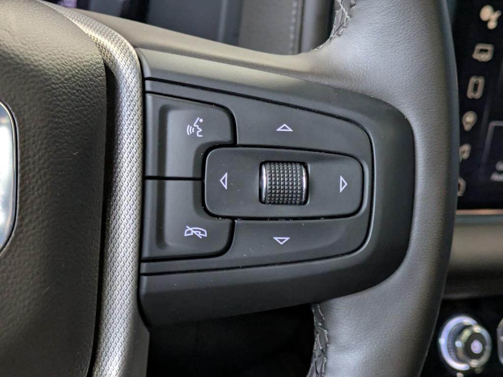 Thumbnail: 2024 GMC Yukon - 33