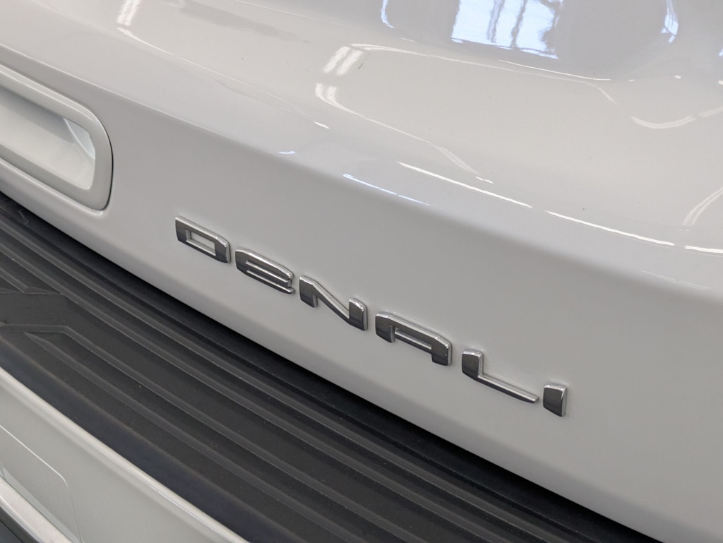 Thumbnail: 2024 GMC Yukon - 26