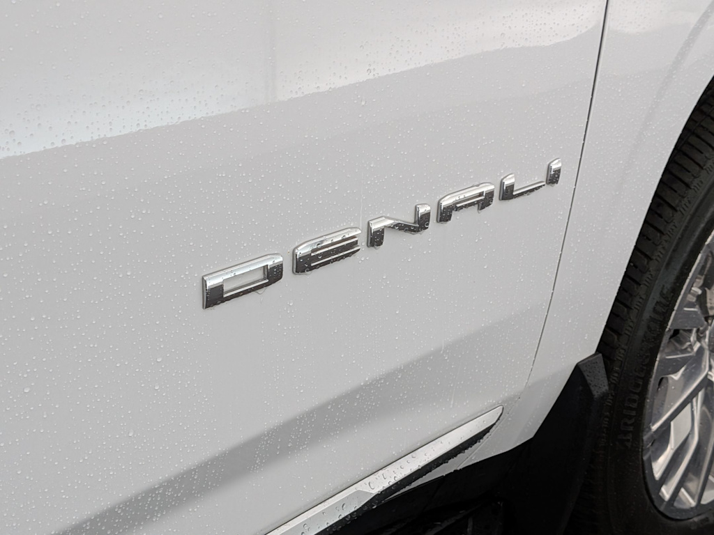 Thumbnail: 2024 GMC Yukon - 25