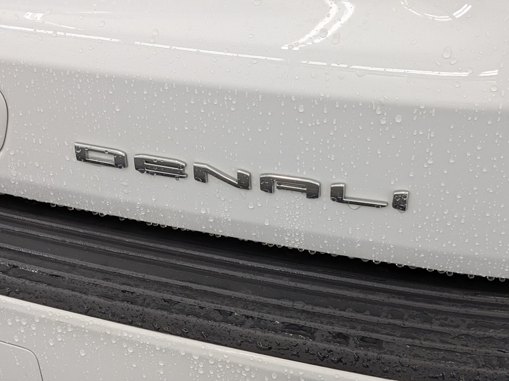 Thumbnail: 2024 GMC Yukon - 24