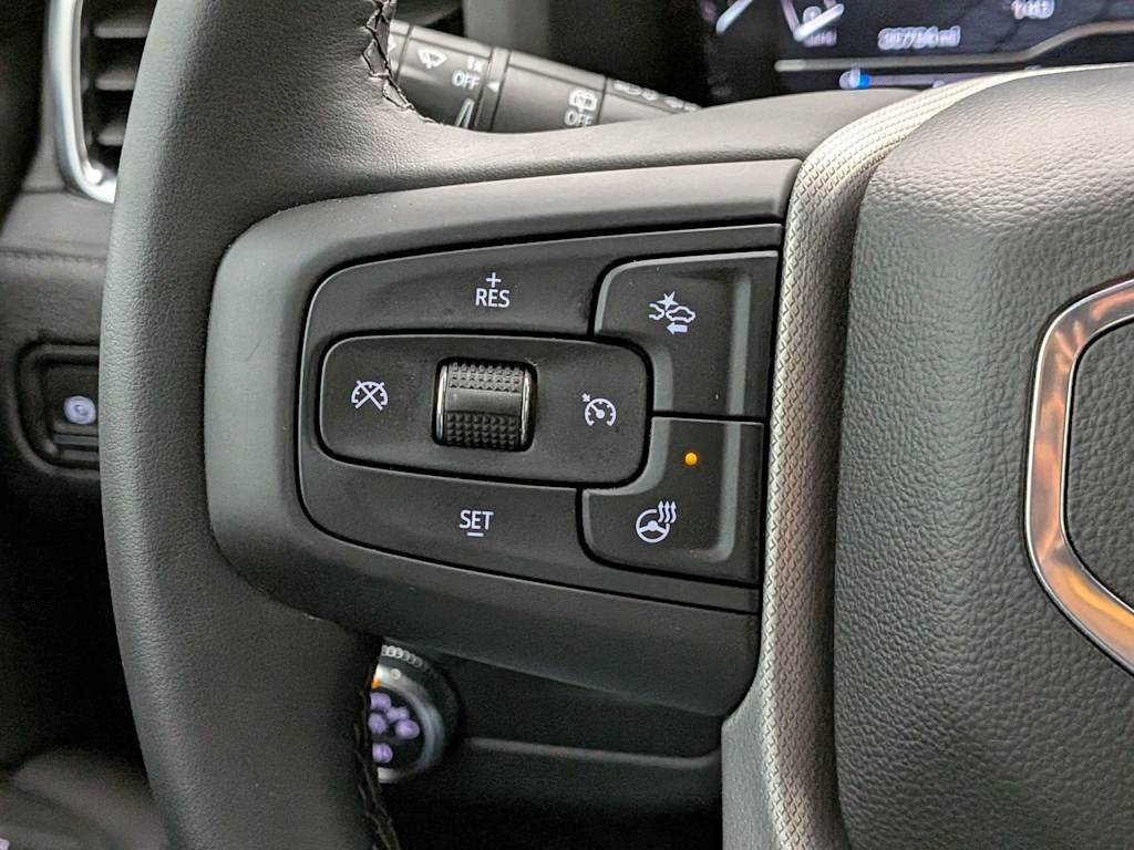 Thumbnail: 2024 GMC Yukon - 31